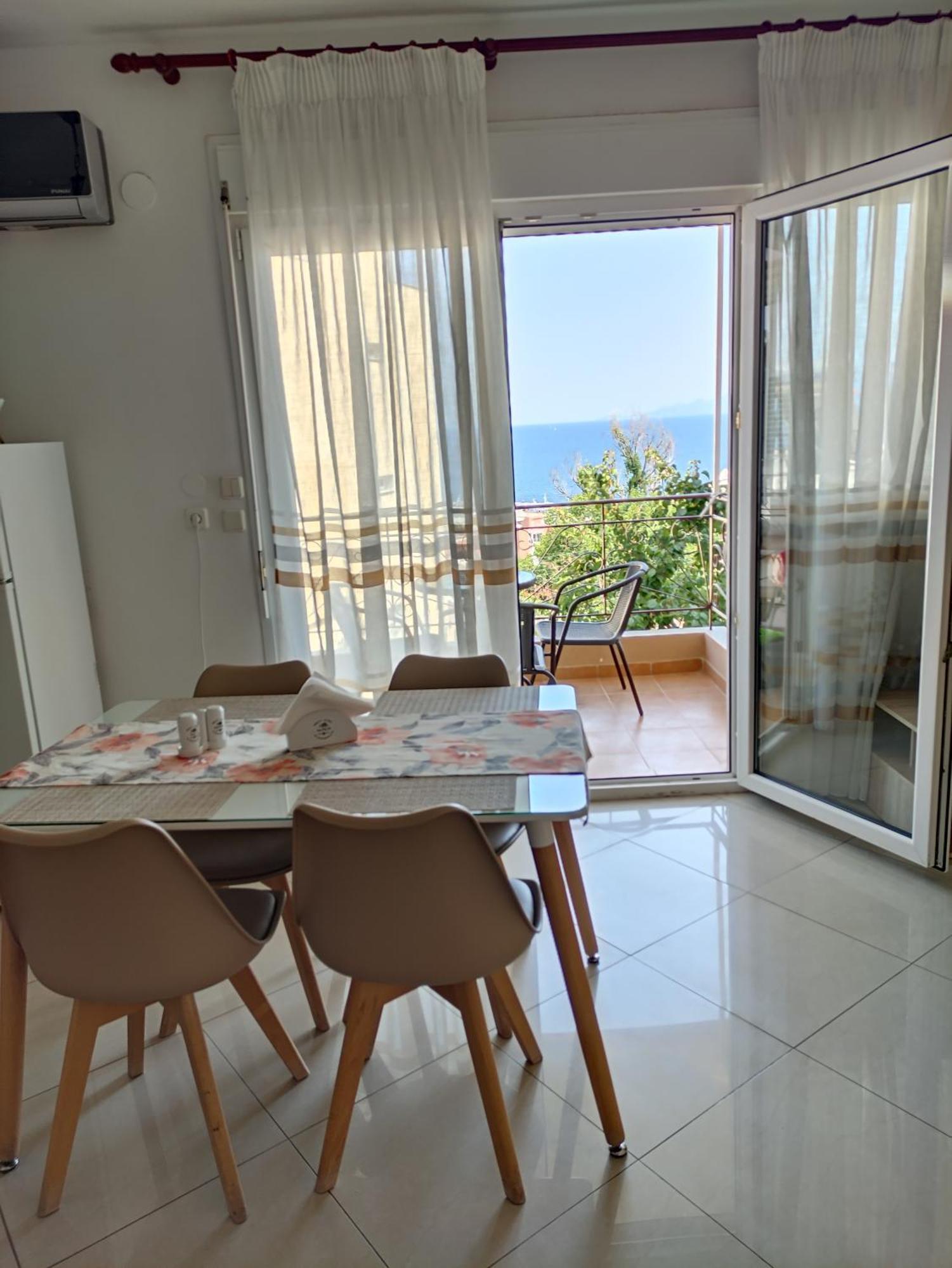 Evris House Color Suite Kavala Room photo